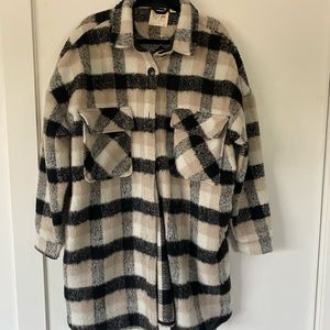 Oversized long shaket size XS